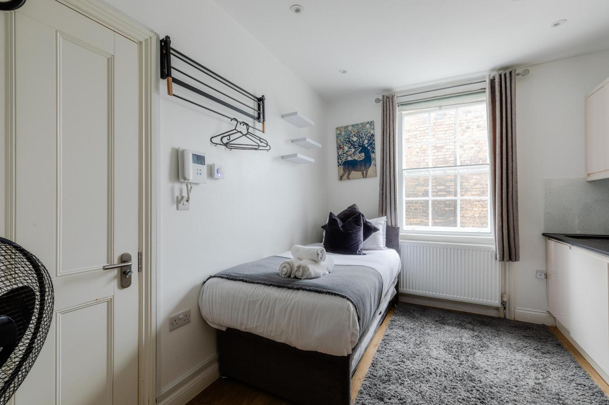 Gloucester Place Studios Londra Oda fotoğraf